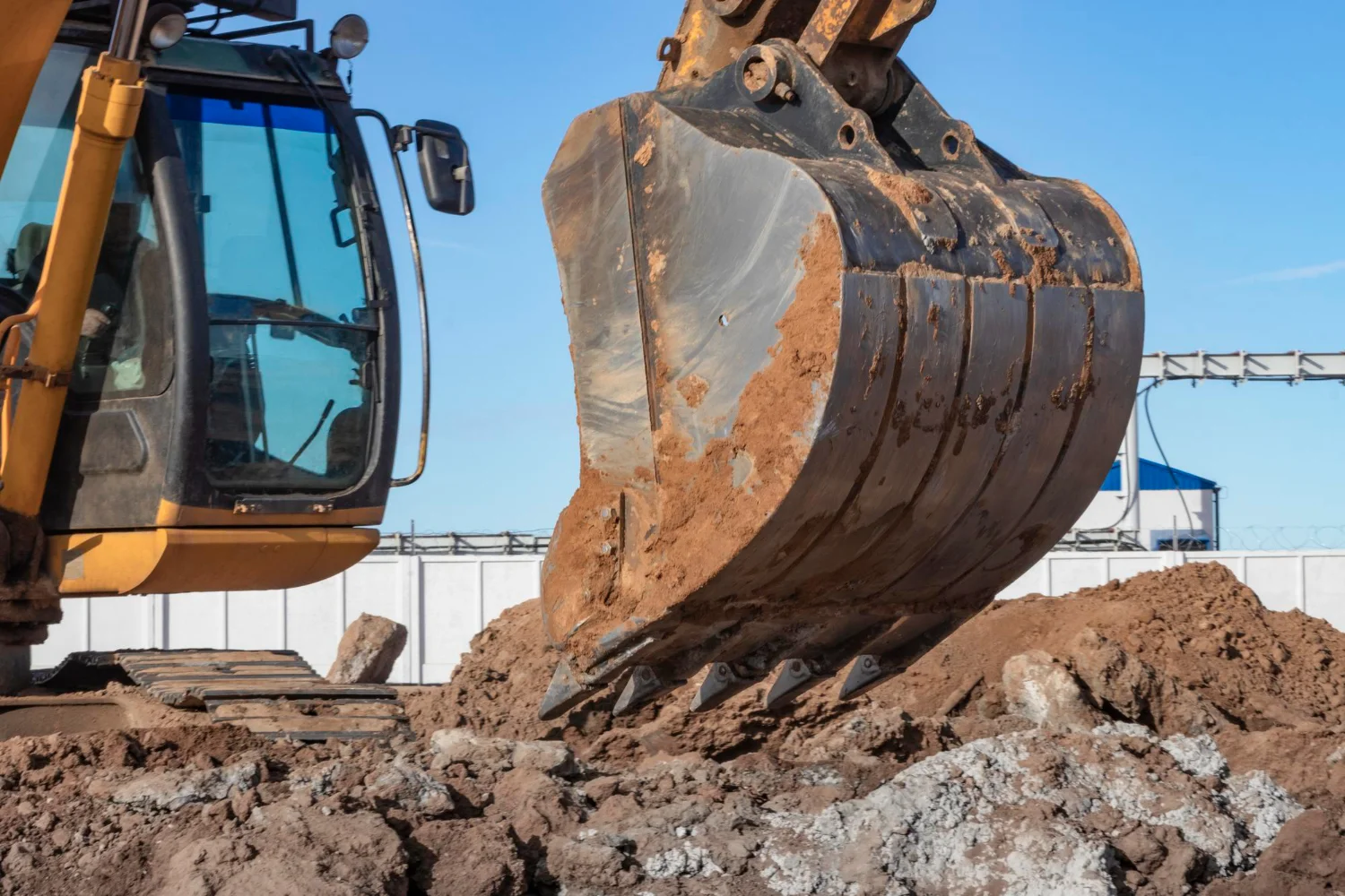 Attività di scavo e preparazione del terreno per edilizia privata a Trapani | Lombardo Costruzioni